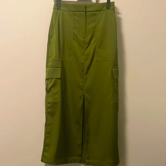 🌿Nwt House of Harlow 1960 plant green satin cargo pocket skirt slit midi XS - Picture 4 of 14